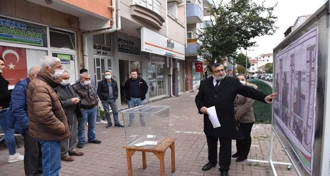 Çan Belediyesi sokakta yapılacak değişiklik için sandık kurdu
