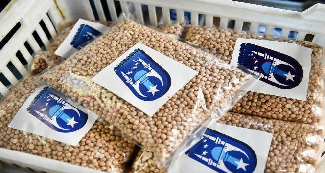 Ankara Büyükşehir 163 bin aileye gıda paketi ile 300 TL’lik alışveriş kartı dağıtımına başladı