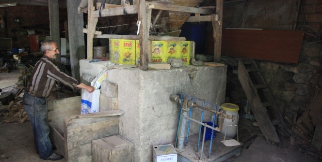 884 yıldır dönüyor, babadan oğula geçiyor