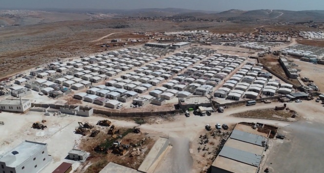 Suriye'de inşa edilen briket evler havadan görüntülendi