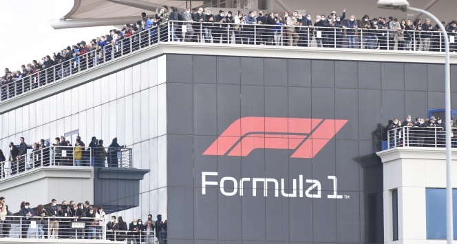 Formula 1&#039;de balkonlar tıklım tıklım!