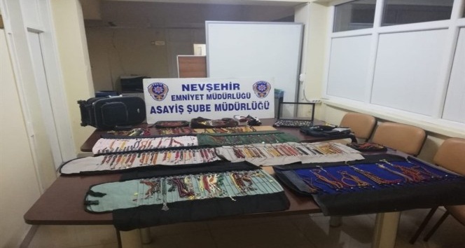 Nevşehir’de tespih hırsızları yakalandı
