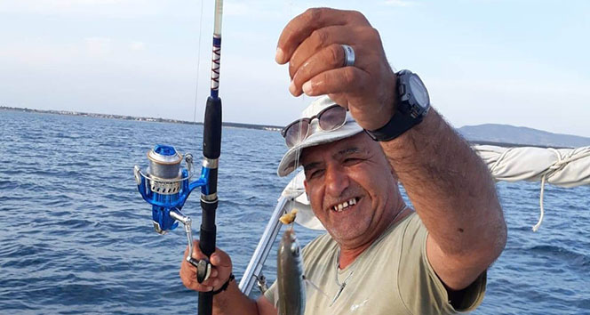 Batan teknede kaybolan balıkçının cesedi Limni sahilinde bulundu