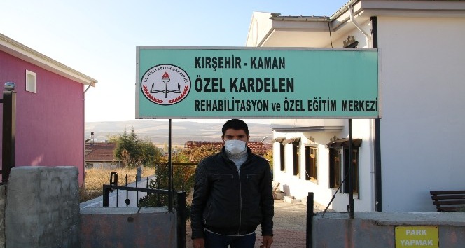 Ataması yapılmayan EKPSS Türkiye 1.’si yardım bekliyor