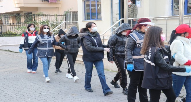 Yalova’da fuhuş operasyonunda 25’i kadın 34 gözaltı