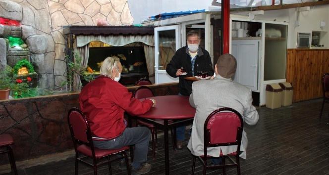 Böyle bir kahvehane görülmedi