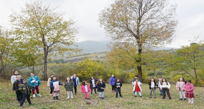 Atakum Belediyesi Çocuk Korosu dünya çocukları için şarkı söyledi