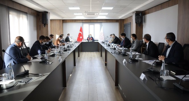 Mardin’de korona virüs tedbirleri değerlendirme toplantısı yapıldı