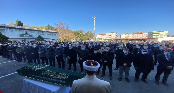 Eski belediye başkanı Aziz Duran son yolculuğuna uğurlandı