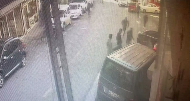 İstanbul’da güpegündüz silahlı çatışma