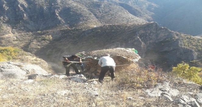 Tunceli’de kaçak avcıların kurduğu 41 adet güme imha edildi