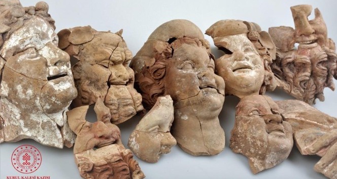 Ordu Kurul Kalesi’nde 2 bin 100 yıllık büst ve masklar bulundu