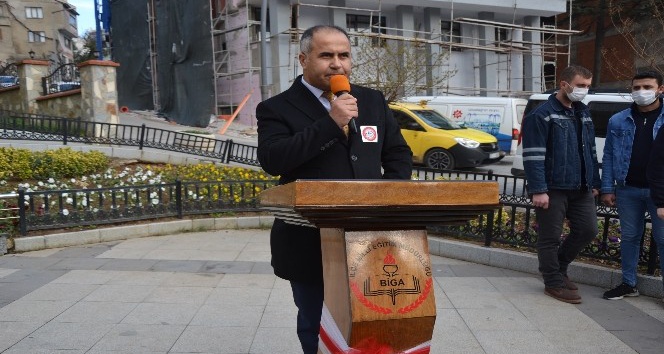 Biga’da Öğretmenler Günü kutlandı