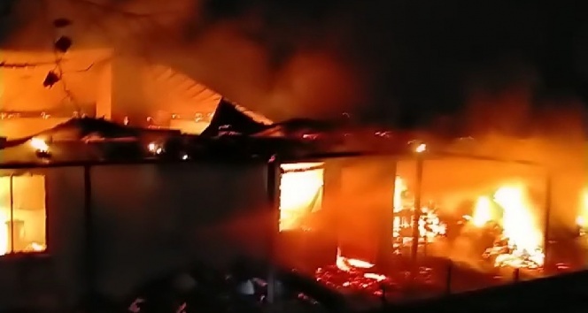 Samsun&#039;da ev yangını!