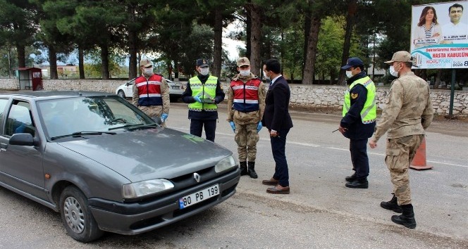 Kaymakam Almalı: "Zorunlu olmadıkça evden çıkılmamalı"
