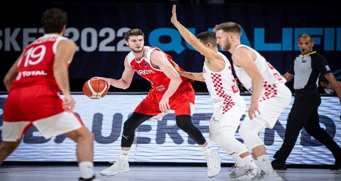 FIBA 2022 Avrupa Şampiyonası Elemeleri: Hırvatistan: 79 - Türkiye: 62