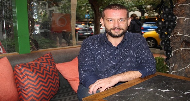 Ünlü oyuncudan oyuncu olmak isteyen gençlere uyarı