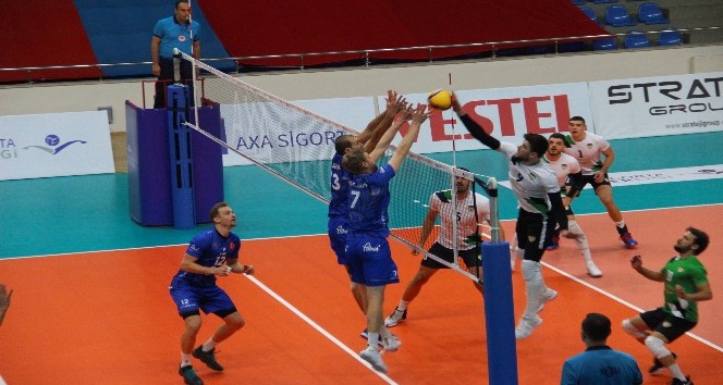 Efeler Ligi: Bingöl Solhan Spor: 0 - Halkbank: 3