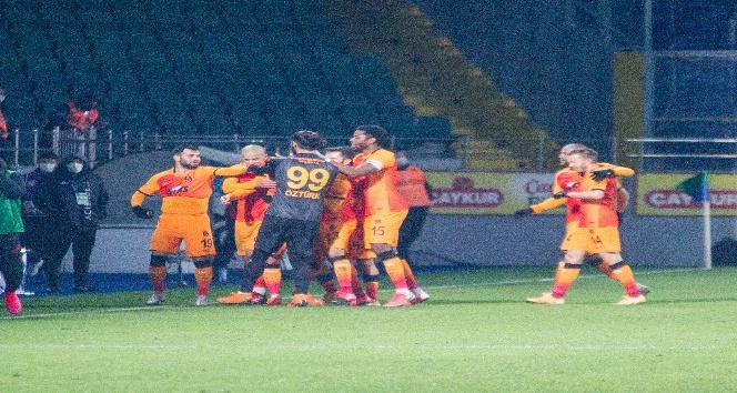 Süper Lig: Çaykur Rizespor: 0 - Galatasaray: 4 (Maç sonucu)