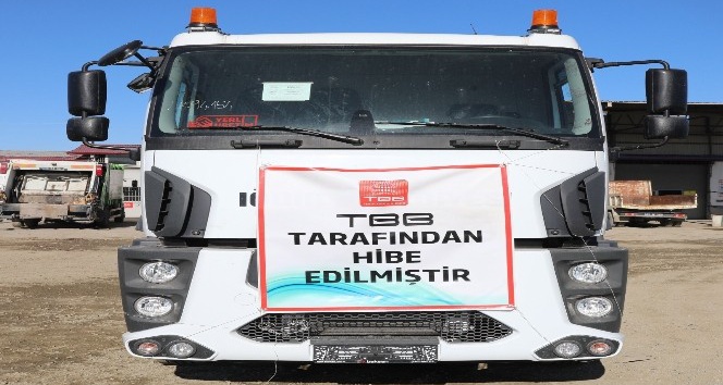 Iğdır Belediyesine kanalizasyon açıcı aracı hibe edildi