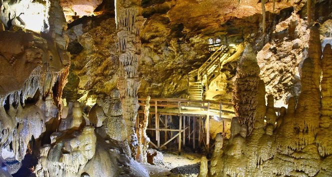 Karaca Mağarası’nı 6 ayda 50 bin kişi ziyaret etti