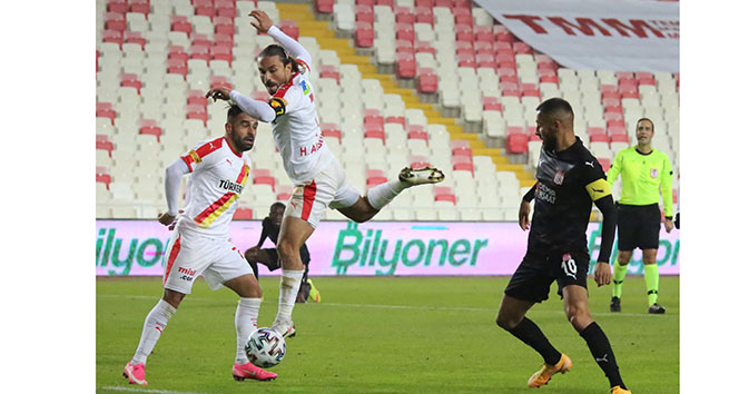 Süper Lig: Sivasspor: 0 - Göztepe: 1 (Maç sonucu)