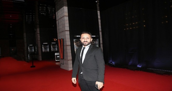 Rimena Giyim’den davete giderken ne giyeceğini bilmeyenlere tavsiyeler