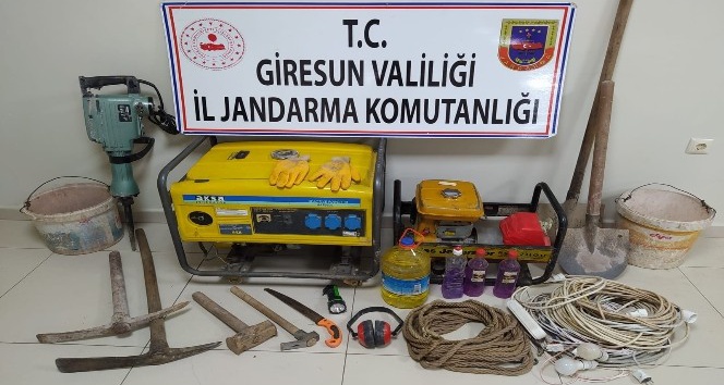 Giresun’da izinsiz kazıya suçüstü