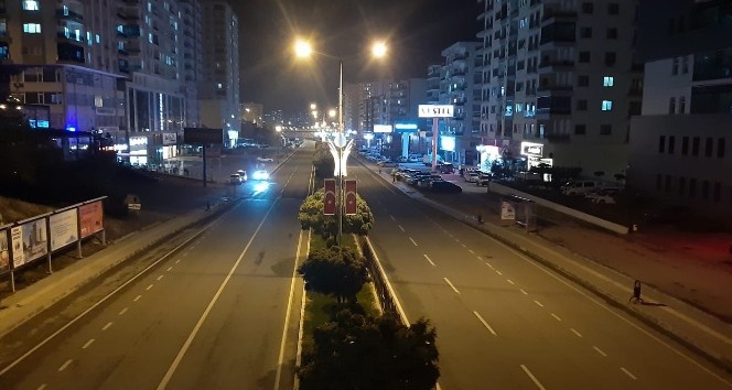 Sokağa çıkma kısıtlaması başladı, Mardin’de yollar sessiz kaldı