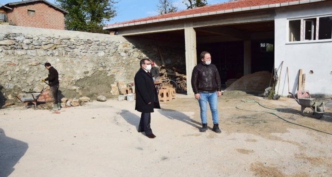 Kaymakam Gürdal Kızılelma köyünde incelemelerde bulundu