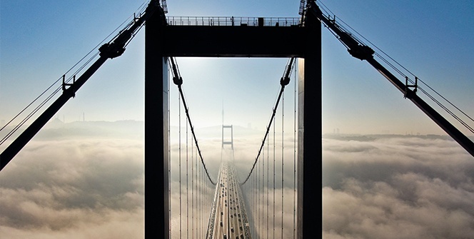 15 Temmuz Şehitler Köprüsü sis altında kaldı