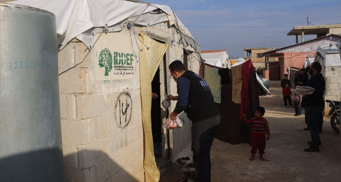 Türk hayırseverlerin yardımları İdlib, Yemen ve Gazze’ye gönderilecek