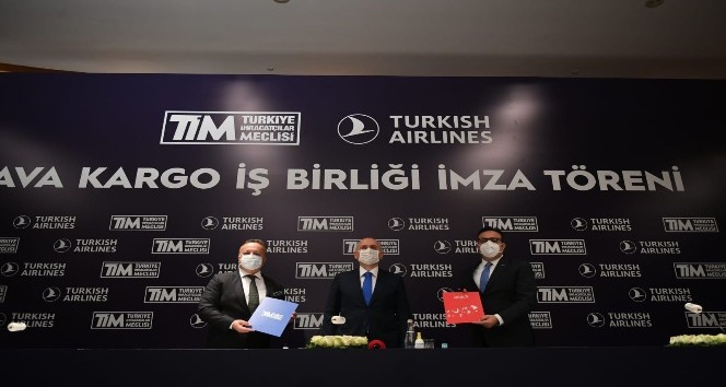Bakan Karaismailoğlu: “Türkiye’nin lojistik bir güç olması için hep birlikte çalışıyoruz”