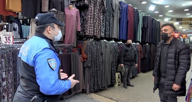 Samsun’da polisten vatandaşa korona uyarısı