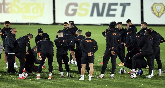 Galatasaray’da Taylan Antalyalı takımla çalıştı