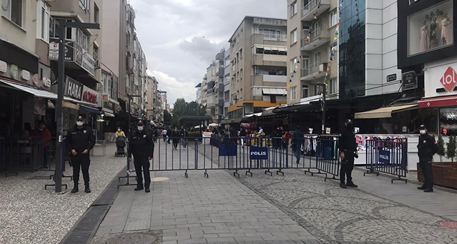 İzmir&#039;de önemli caddelere kişi sınırlaması geldi