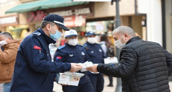 Altınordu’da zabıta ekiplerinden korona virüs denetimleri
