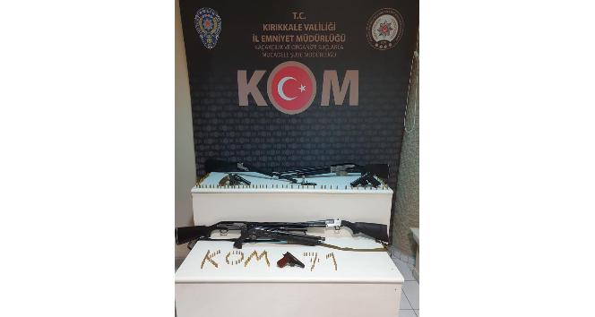 Kırıkkale’de 3 ruhsatsız tabanca ele geçirildi