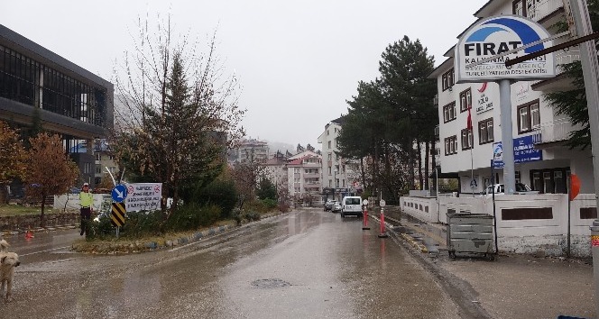 Sessizliğe bürünen Tunceli kısıtlamaya uyuyor