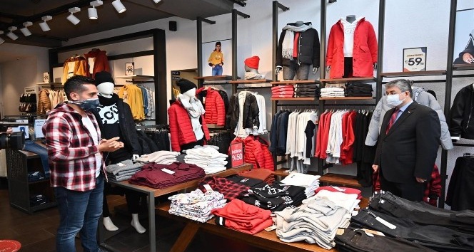 Vali Yılmaz: “Tek amacımız vatandaşımızı salgından koruyabilmektir”