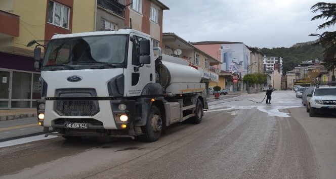 Kısıtlamada cadde ve sokaklar temizlendi