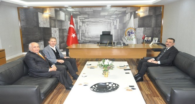 Siirt Valisi Hacıbektaşoğlu TSO yönetimi ile bir araya geldi