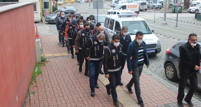Kocaeli FETÖ operasyonunda gözaltına alınan 11 kişi adliyeye çıkarıldı