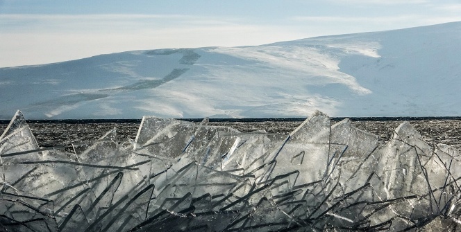 Çıldır Gölü'nde kutupları aratmayan görüntüler