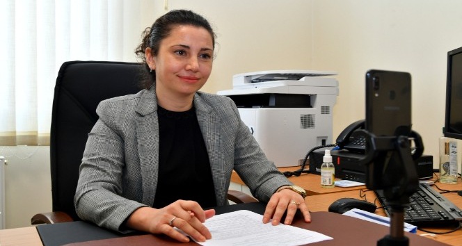 Kadıoğlu: Hiçbir diyet veya besin takviyesi Covid-19’u önleyemez"