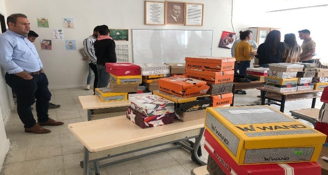 Topladıkları yardımlarla 4 bin 500 çocuğu sevindirdiler