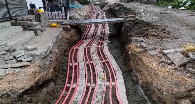 Kumru’da elektrik hatları yer altına alınıyor