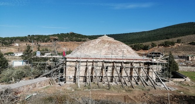 654 yıllık tarihi Murat Hüdavendigar Camii restore ediliyor