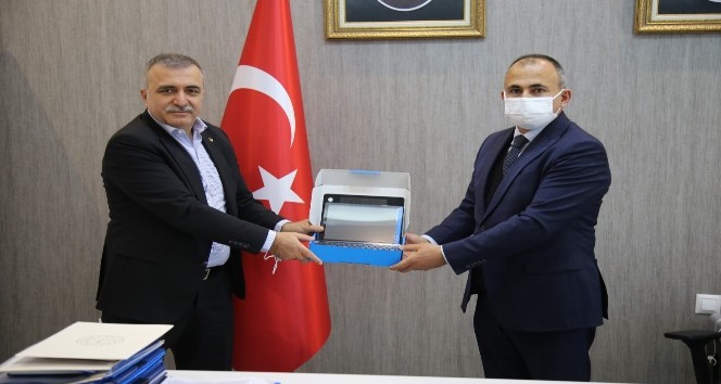 Tokat TSO’dan uzaktan eğitime tablet desteği geldi