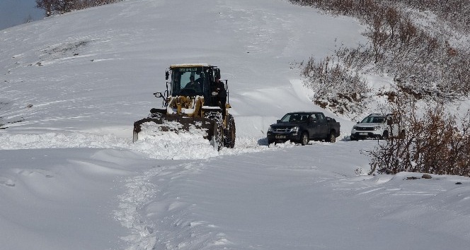 Muş’ta kar nedeniyle kapanan 151 köy yolundan 143’ü ulaşıma açıldı